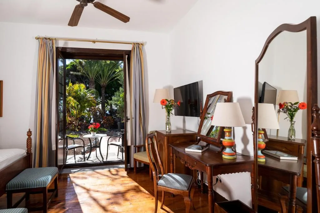 Habitación Doble Estándar — Parador de La Gomera