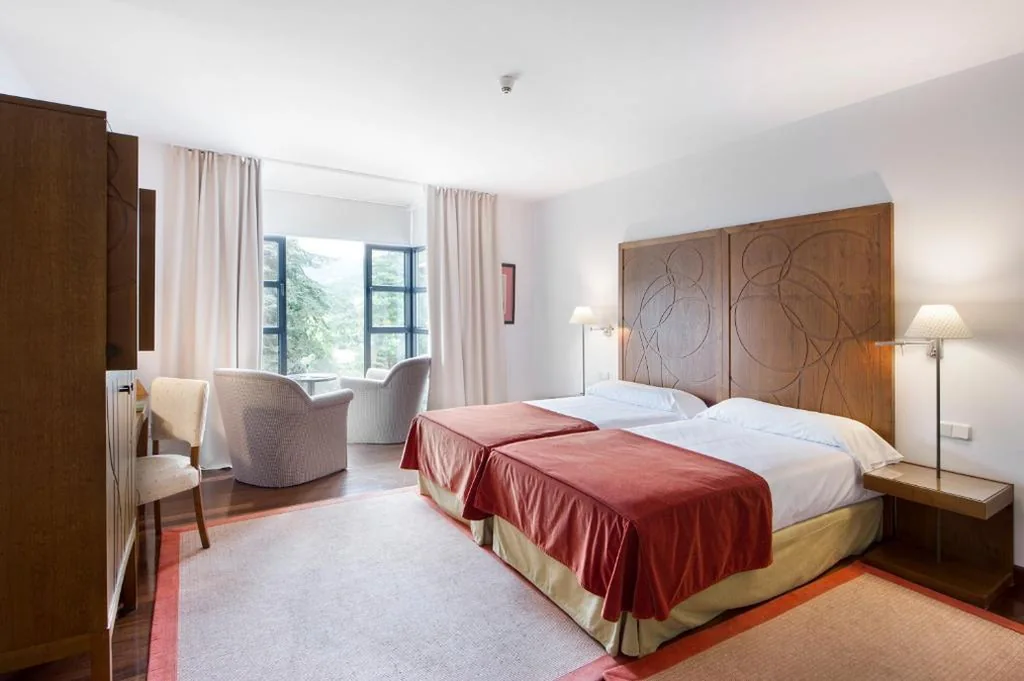 Camera Standard (2 adulti + 1 bambino) — Parador de Limpias