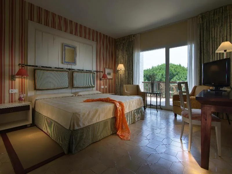 Quarto Duplo Standard (3 adultos) — Parador de Mazagón