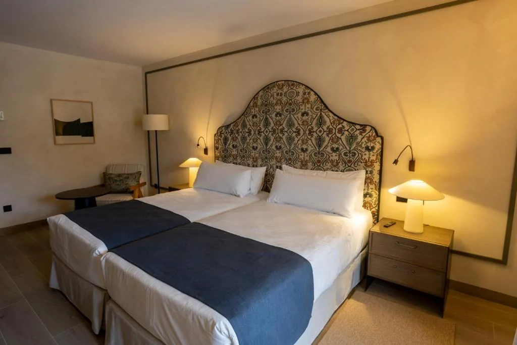 Habitación Estándar (3 adultos) — Parador de Santillana Altamira