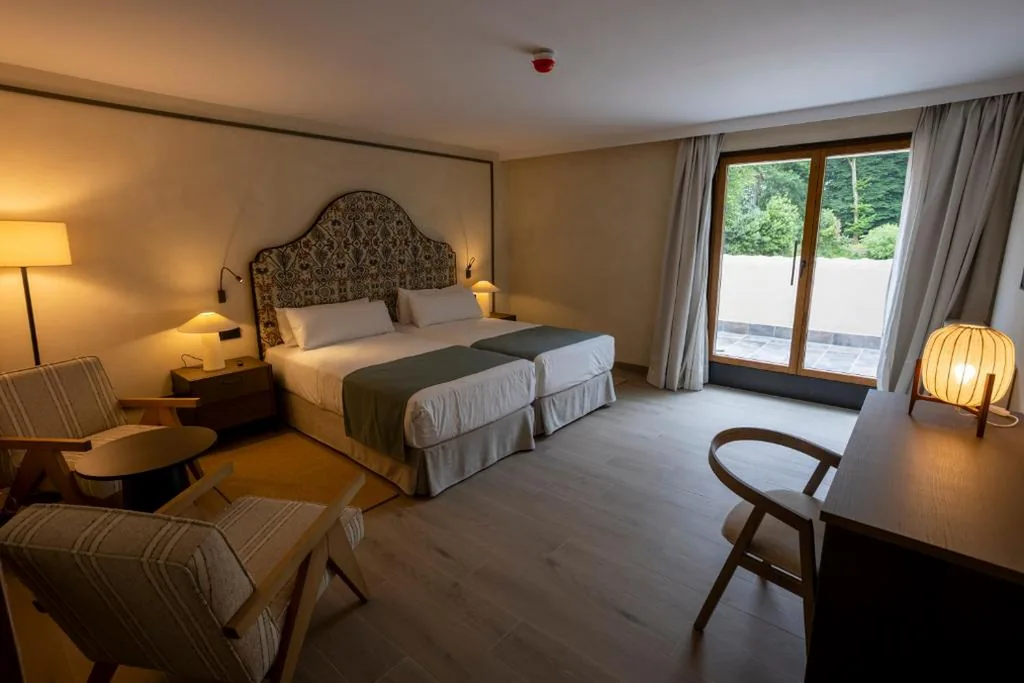 Habitación Superior — Parador de Santillana Altamira