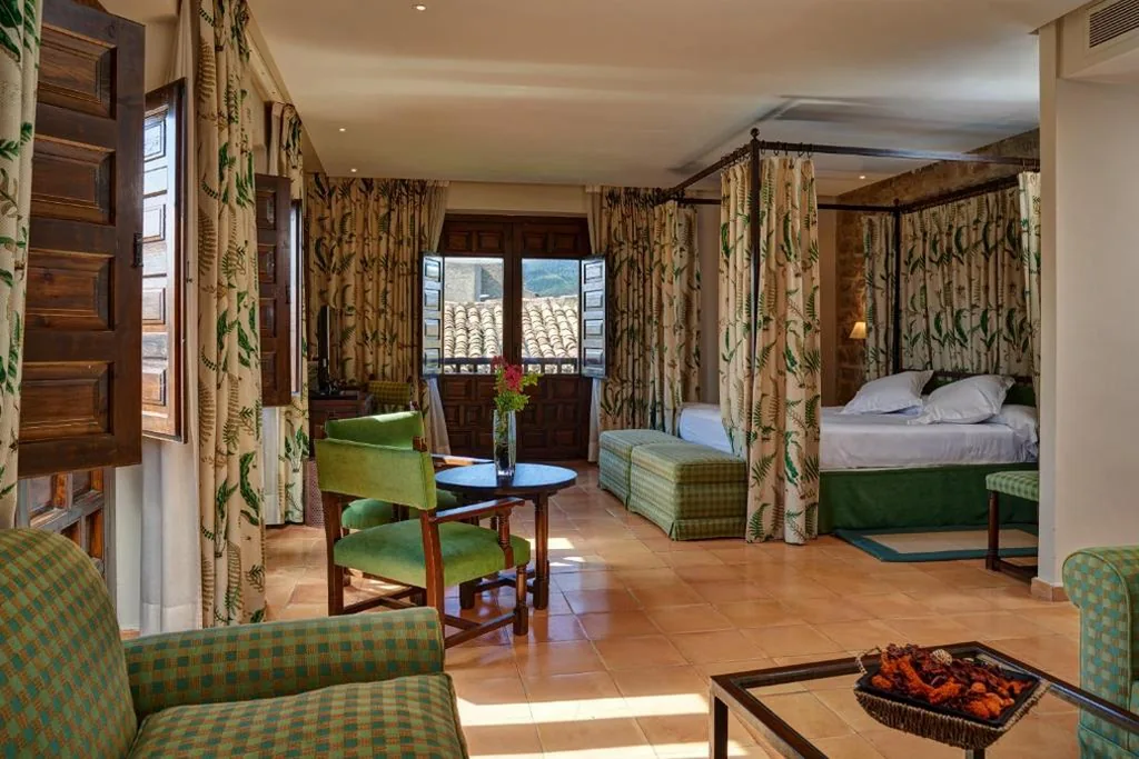 Suite Junior — Parador de Sos del Rey Católico