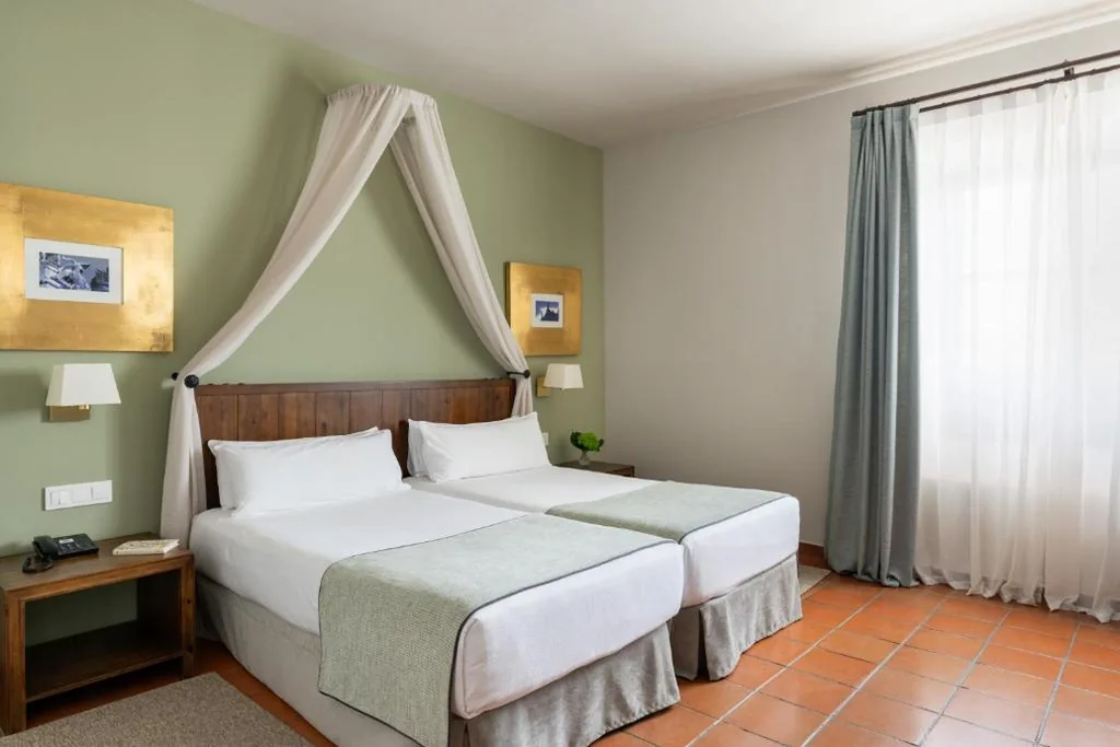 Camera Doppia Standard — Parador de Trujillo