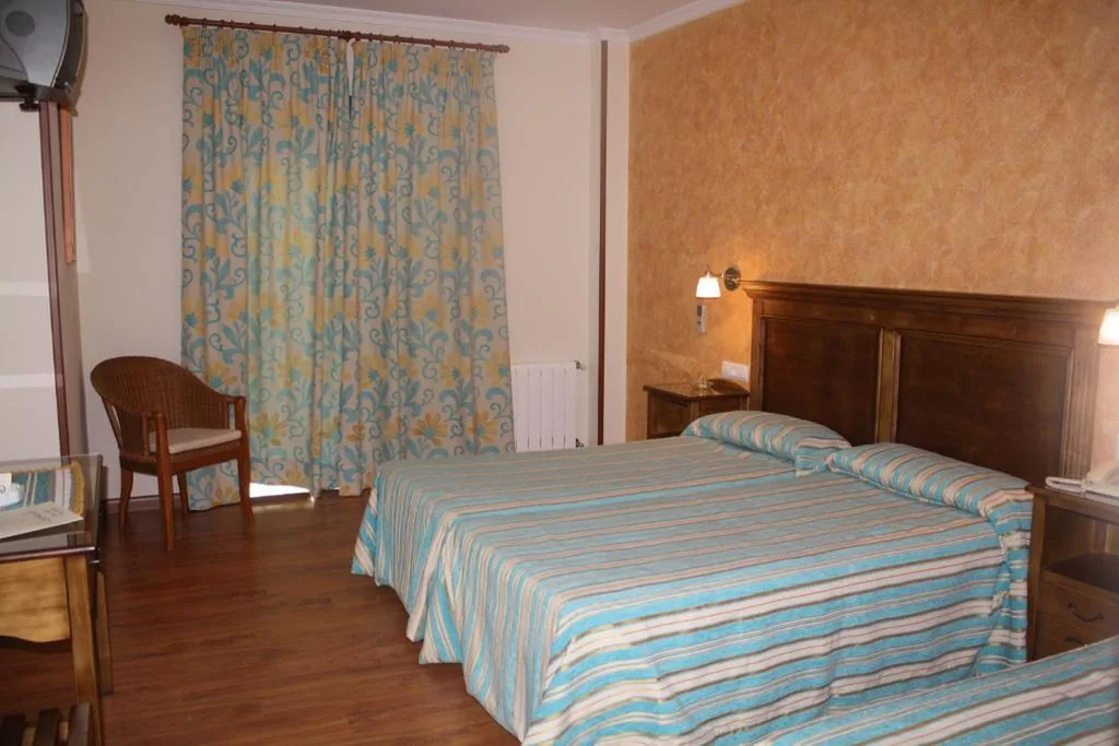 Habitación Doble - 1 o 2 camas — PARAISO PLAYA Hotel