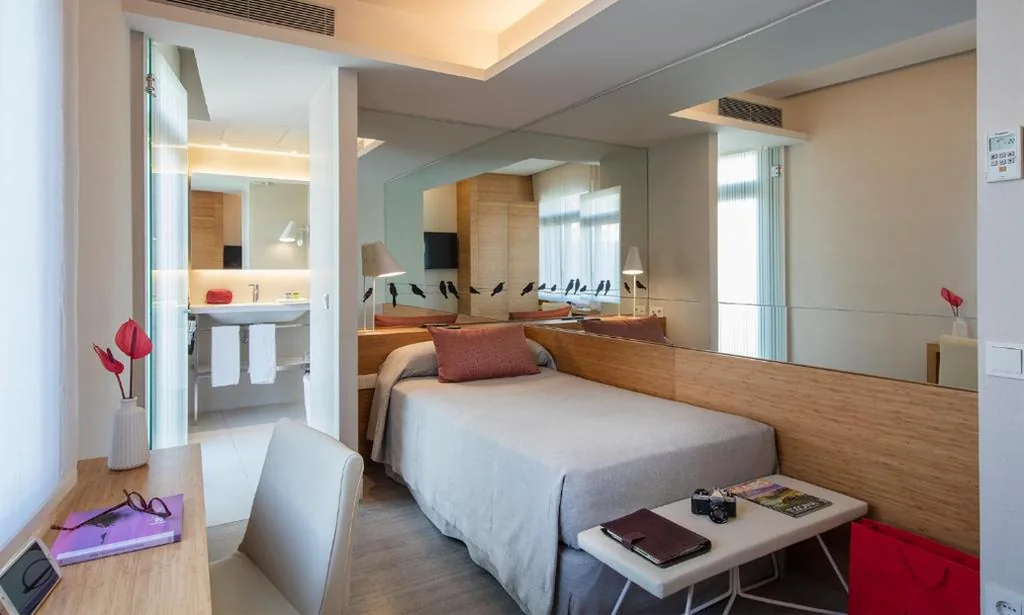 Einzelzimmer zur Außenseite — Park Hotel