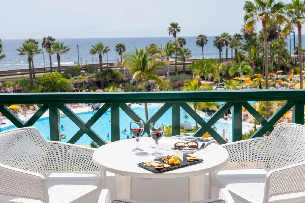 Apartamento Superior de 1 dormitorio con vistas al mar — Parque Santiago IV Official