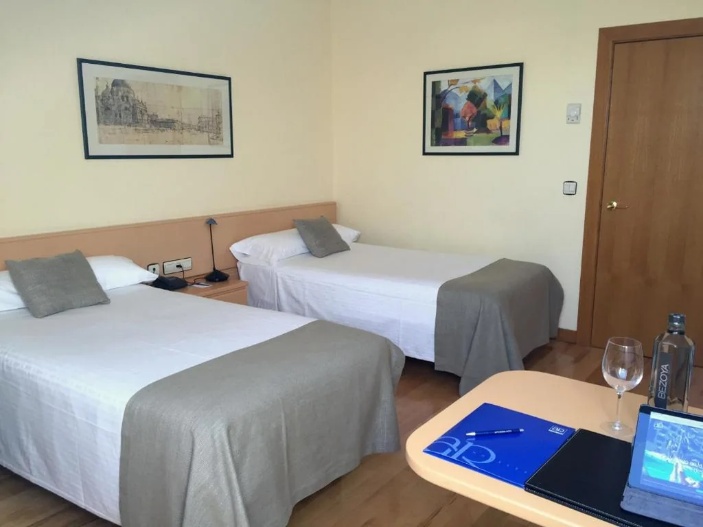 Habitación Doble - 2 camas — Parquesur