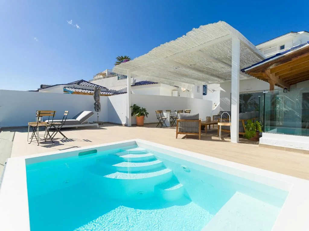 Pasitoblanco Porto Mare 45 Seaview Villa prívate heated pool