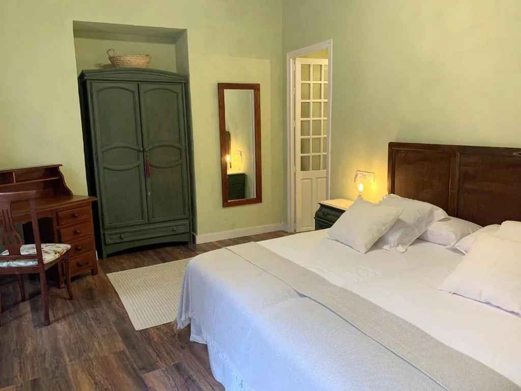 Chambre Deluxe avec très grand lit — Patios del Agua
