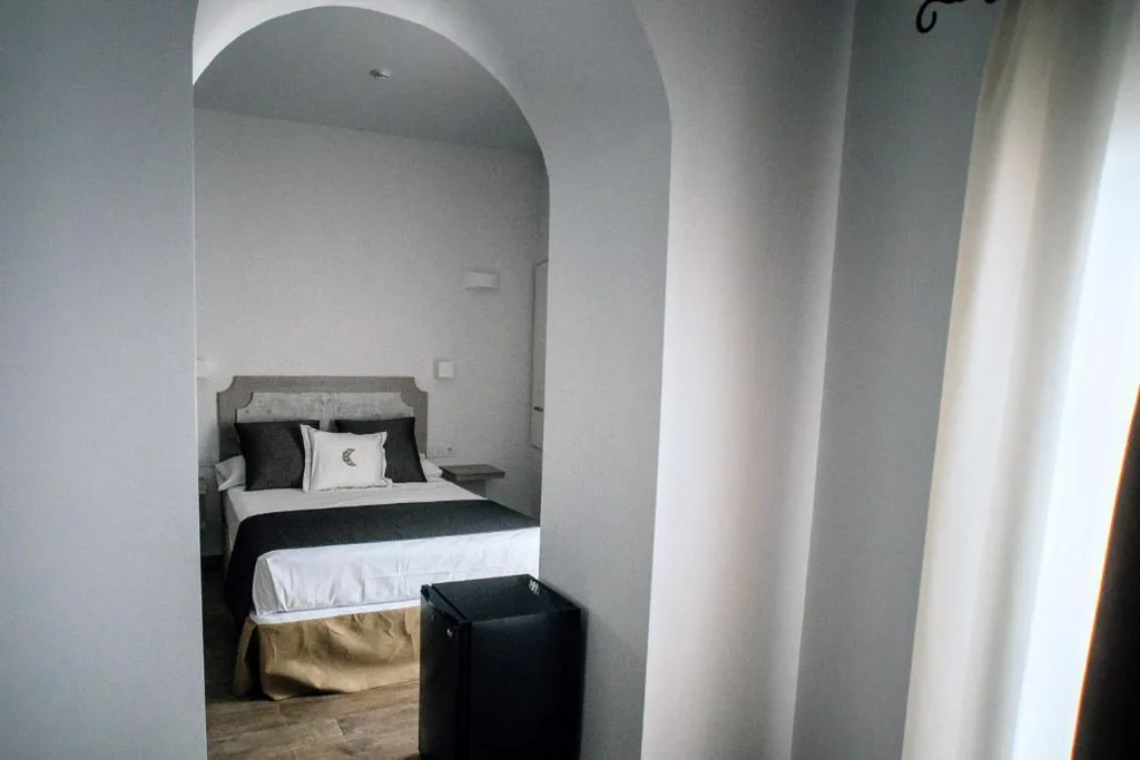 Quarto Quádruplo — Patios del Orfebre