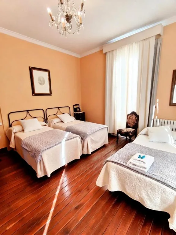 Standard-Dreibettzimmer — Pazo Almuzara