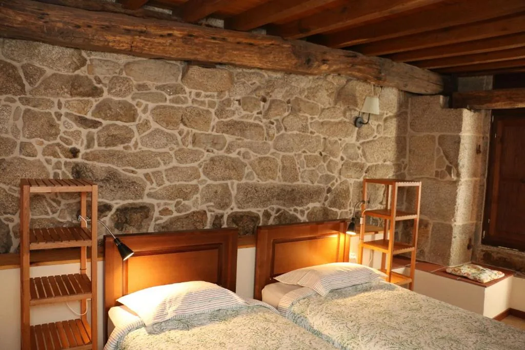 Suite Deluxe - Rés do chão — Pazo de Chaioso Ribeira Sacra