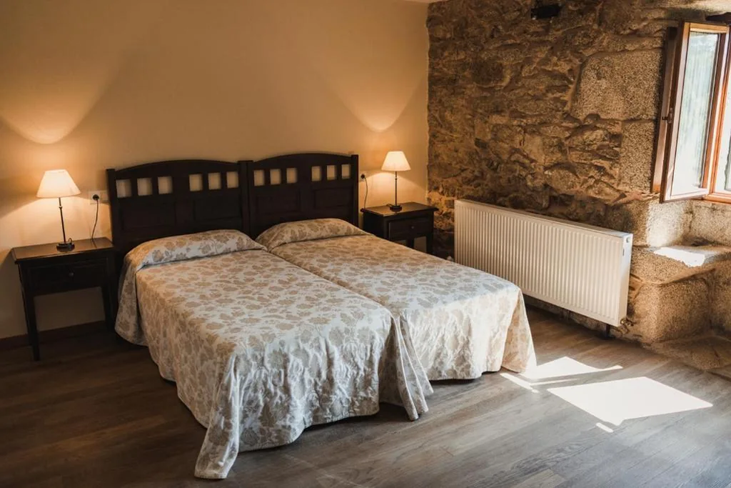 Doppelzimmer mit 2 Betten — Pazo de Eidian