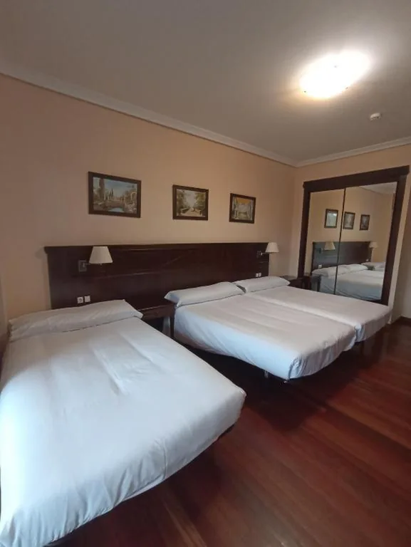 Camera Tripla Comfort — Pazo de Monterrei