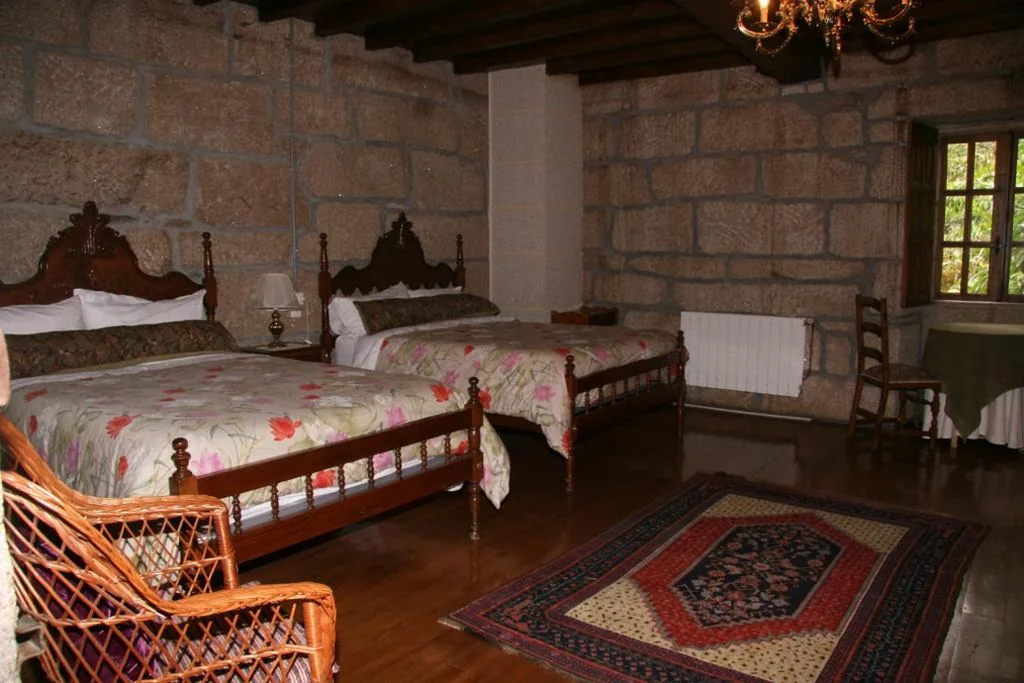 Habitación Doble Superior - 2 camas dobles — Pazo de Turbisquedo