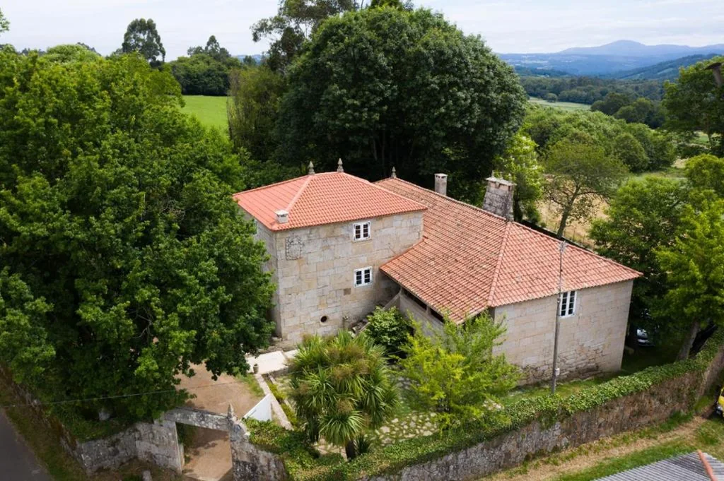 Villa — Pazo del siglo XVII en el corazón de Galicia
