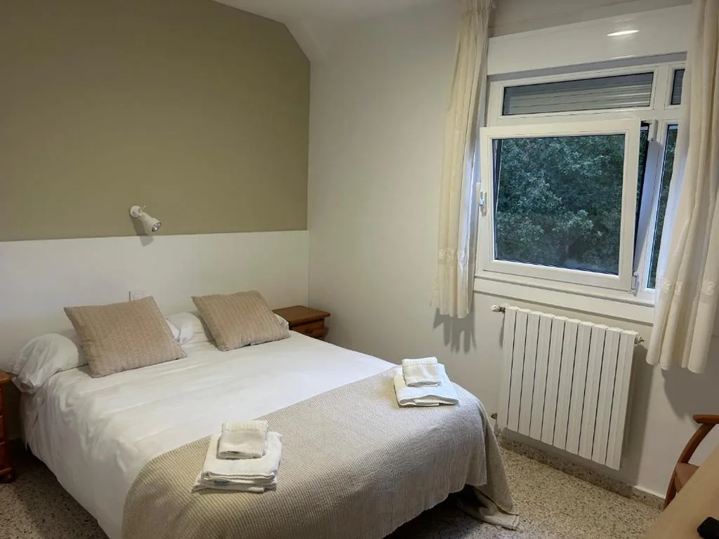 Habitación Doble con baño - 1 o 2 camas — Pazo Pias P