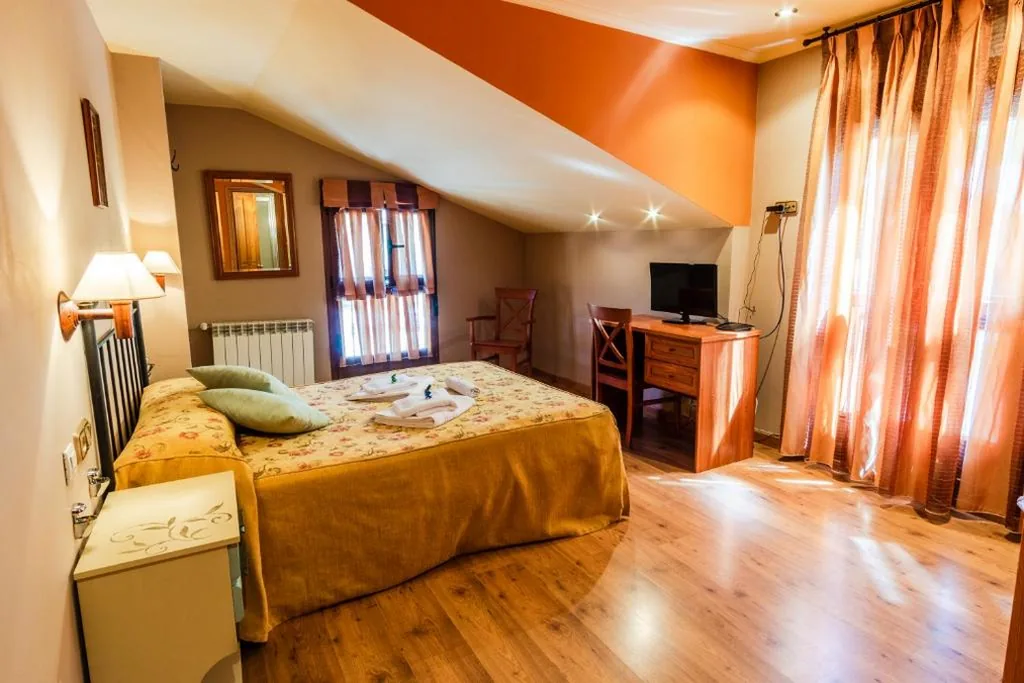 Double Room — Peña Pandos 2 Estrellas