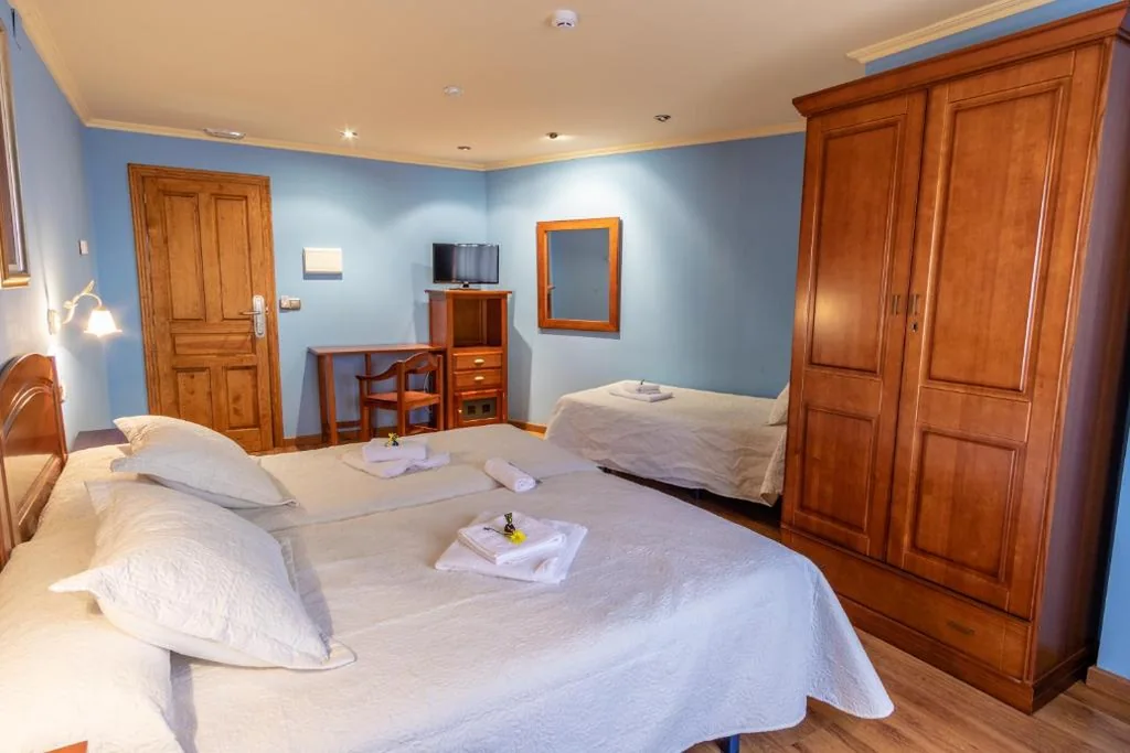 Triple Room — Peña Pandos 2 Estrellas