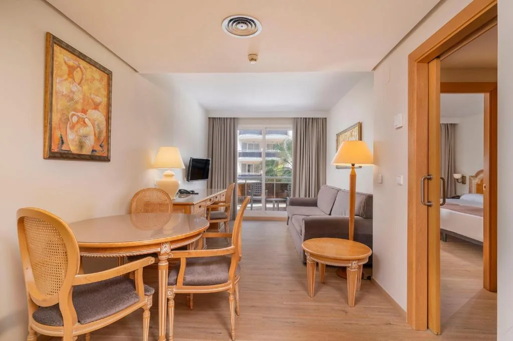 Suite Standard — Peñiscola Plaza Suites