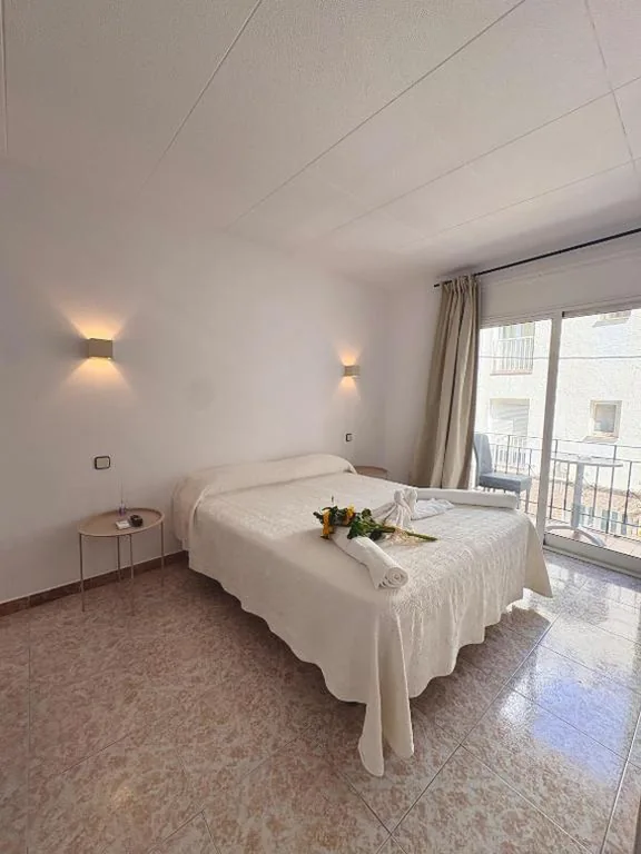 Habitación Doble con balcón — Pensió Anna