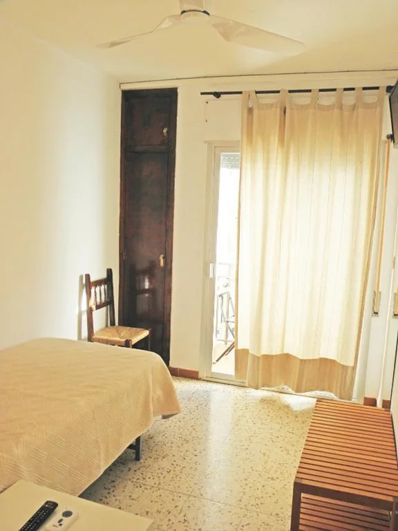 Habitación Individual — Pensió Vista Alegre