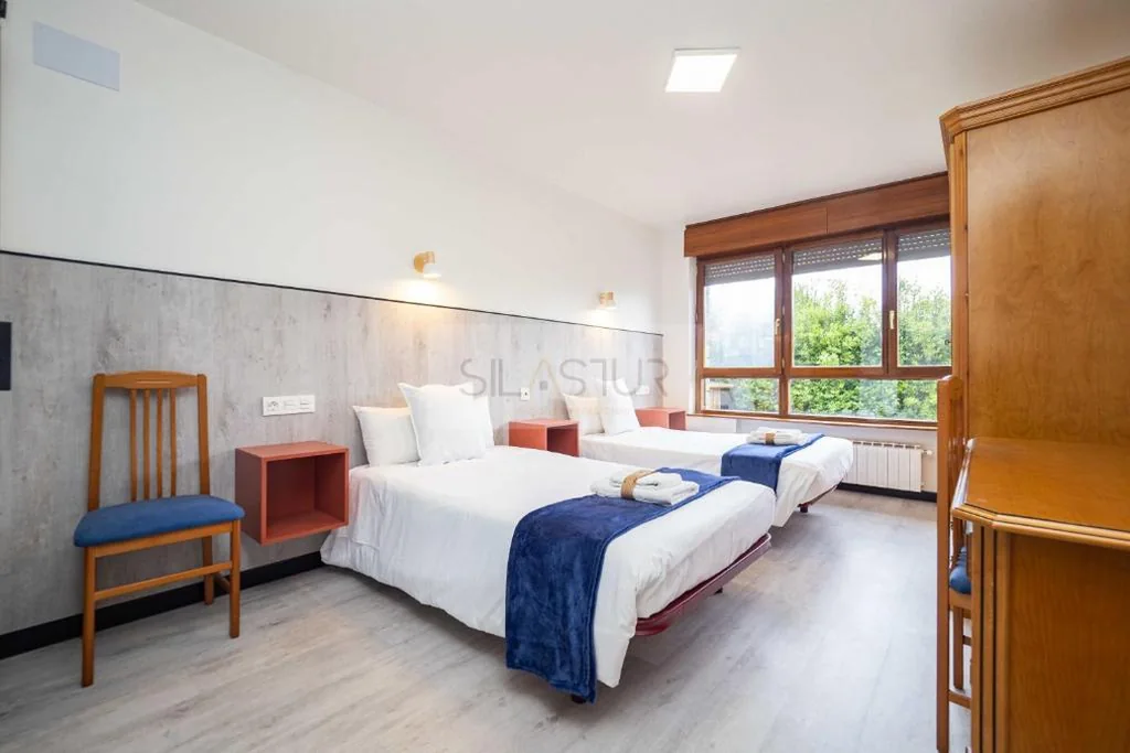 Quarto Duplo com casa de banho privativa - 2 camas — Pensión Abacá By Silastur