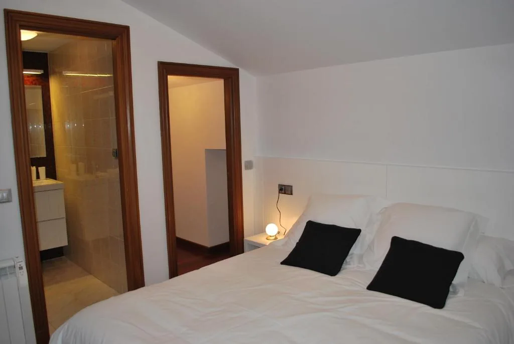 Doppelzimmer – Dachgeschoss — Pensión Acibeche