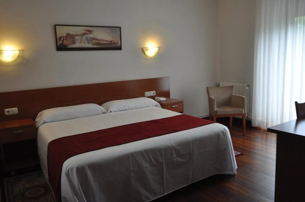 Quarto Duplo Exterior - 1 ou 2 camas — Pension Alameda