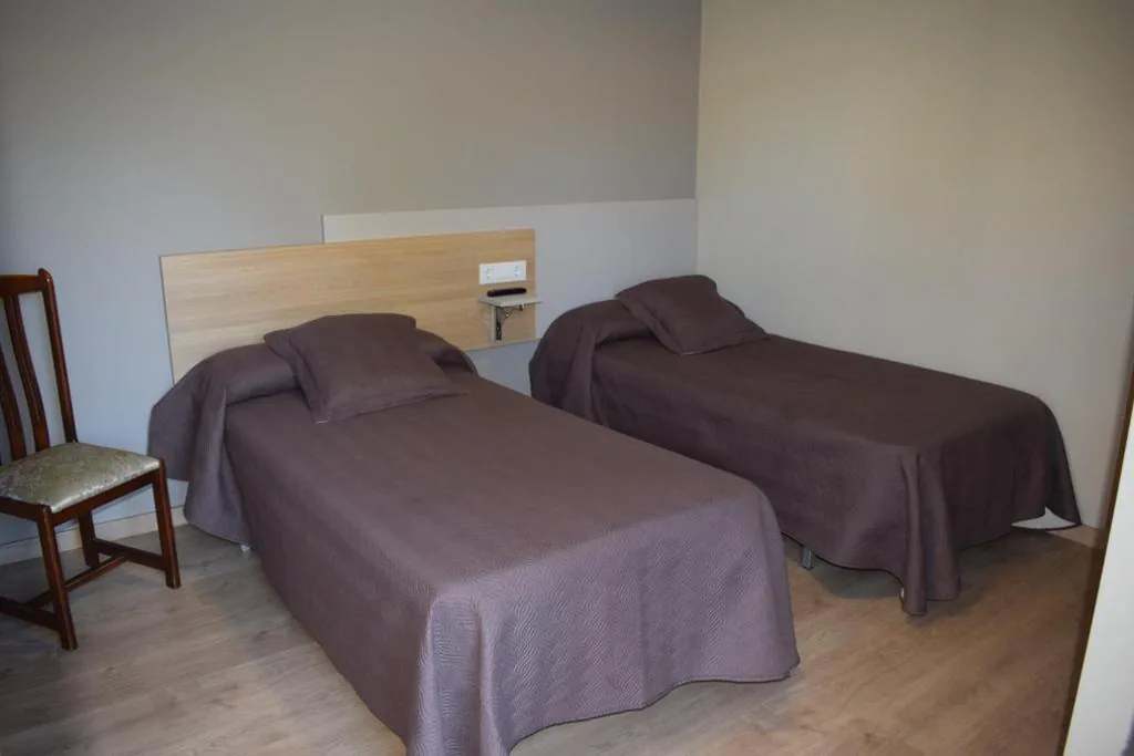 Chambre double - 2 lits — Pensión Albergue Los Caminantes