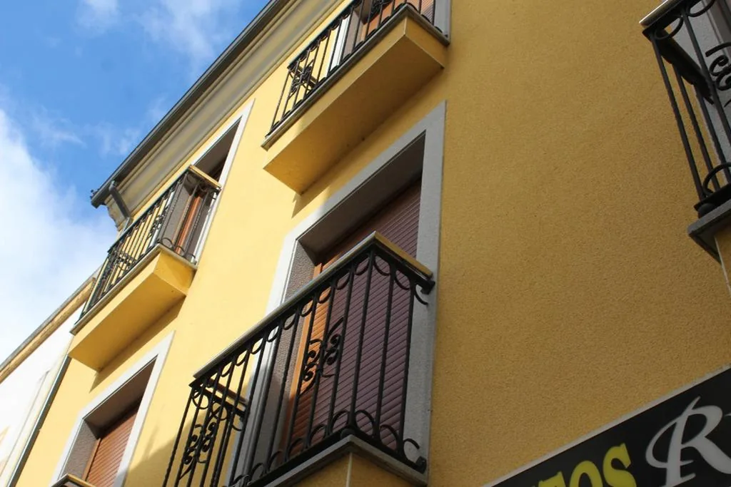 One-Bedroom Apartment — Pensión Albergue O Pedregal