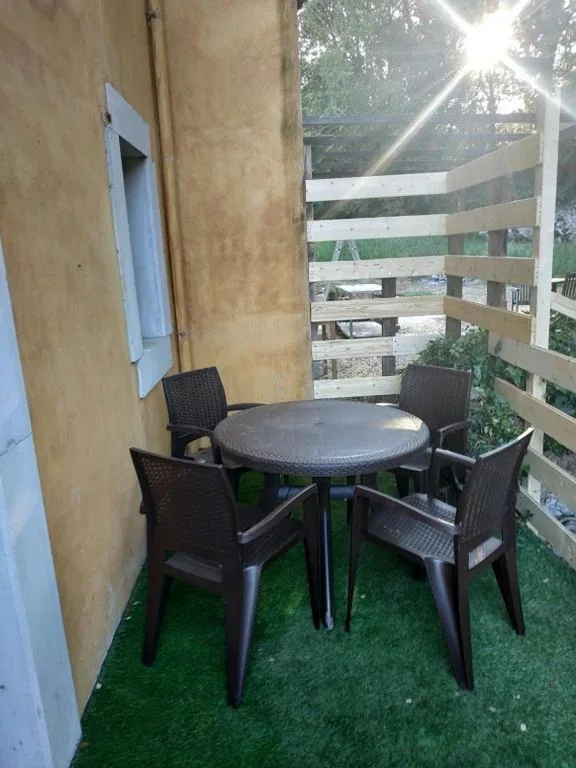 Habitación Cuádruple con terraza — PENSION ALFOZ de RONDIELLA