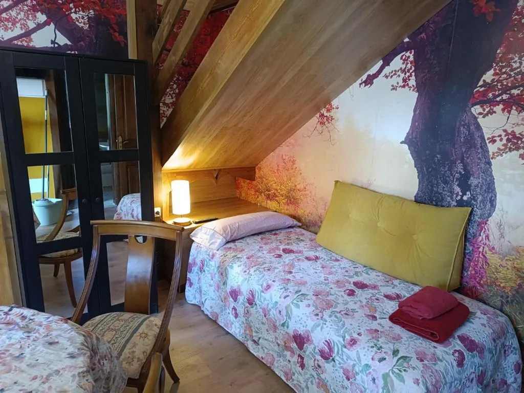 Habitación Familiar Superior — PENSION ALFOZ de RONDIELLA