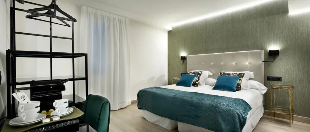 Habitación Doble adaptada para personas con discapacidad - 2 camas — Pension Ama Bilbao