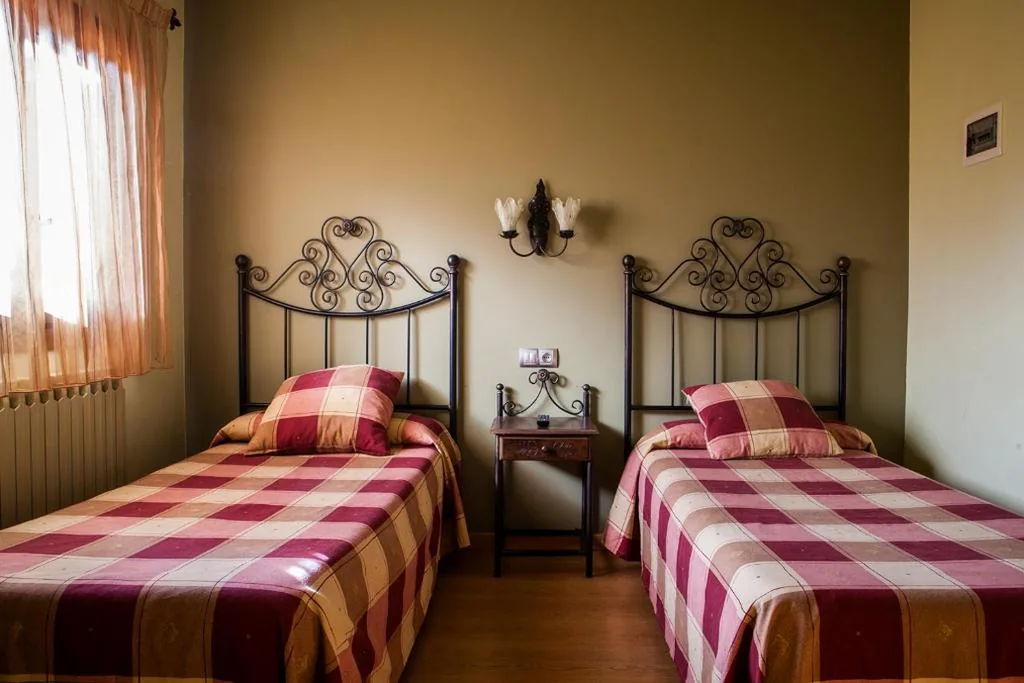 Superior-Dreibettzimmer — Pensión Ametzagaña