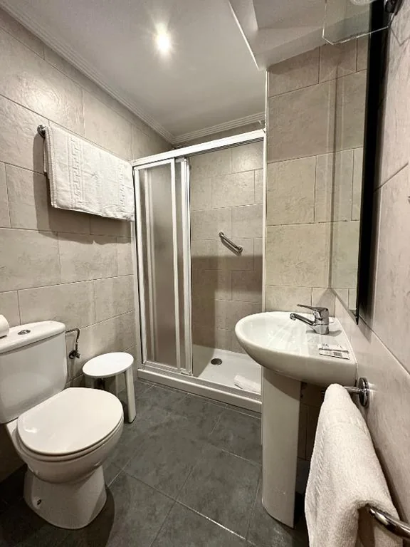 Habitación Doble Estándar — Pension Anoeta