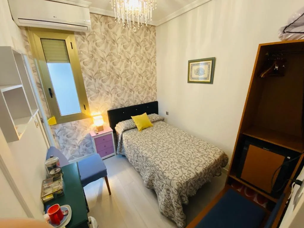 Chambre individuelle standard — Pensión Antonio Guesthouse