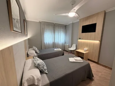 Pensión Atenea & Via Romana - Grupo Arcanos — foto 6