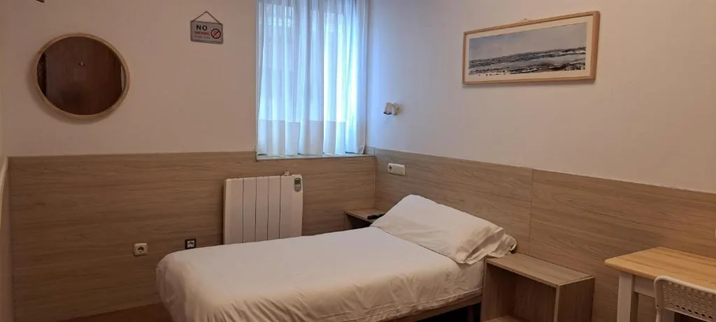 Small Double Room — Pensión Atxiki