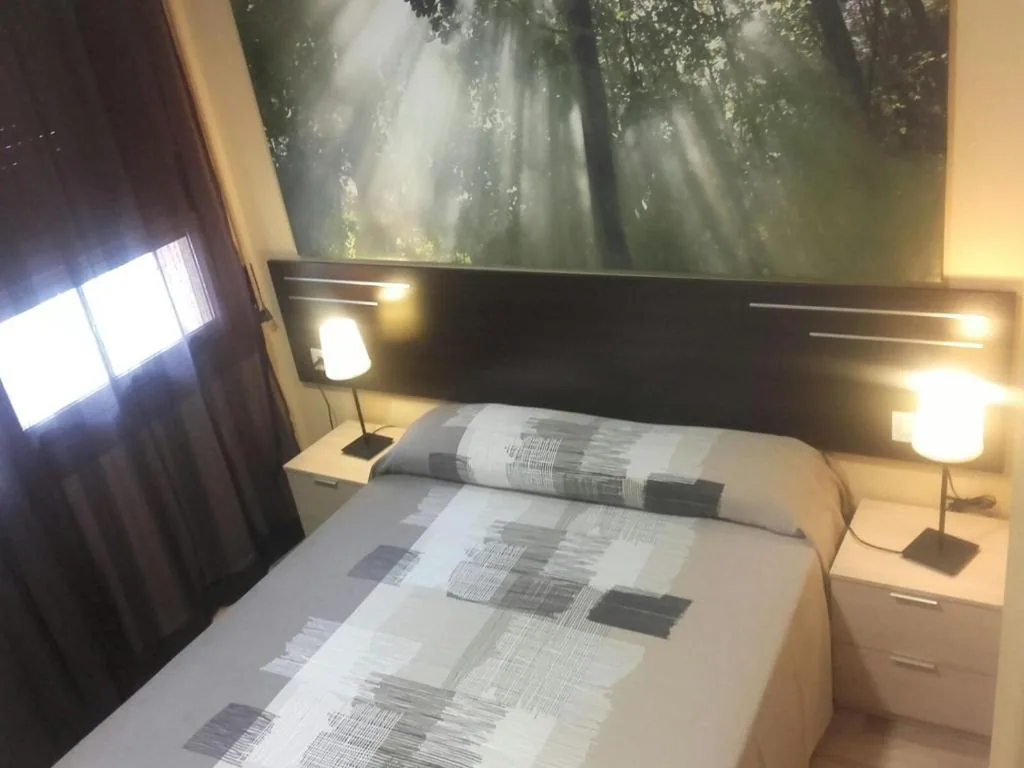 Quarto Duplo Standard - 1 cama de casal — Pensión Avenida