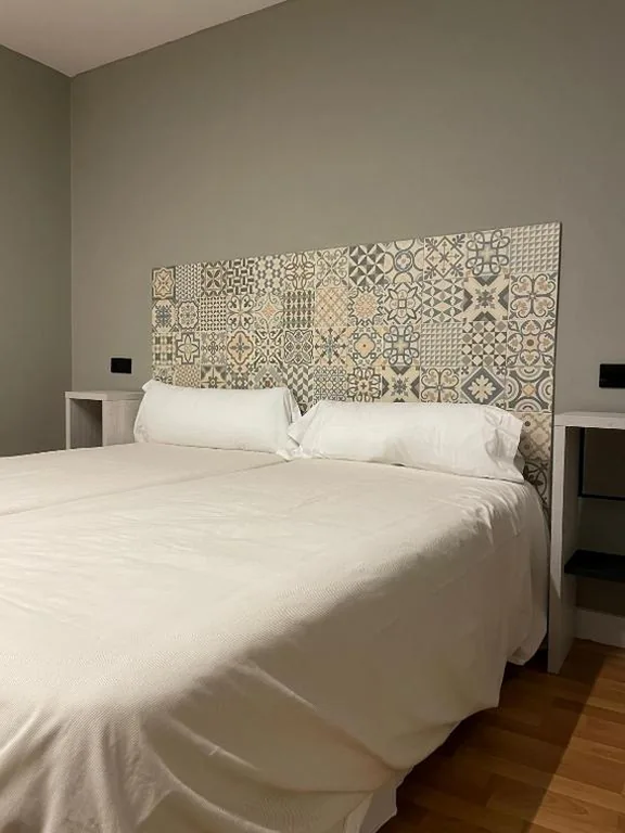 Pensión Belmonte - check in Hotel a 650 metros