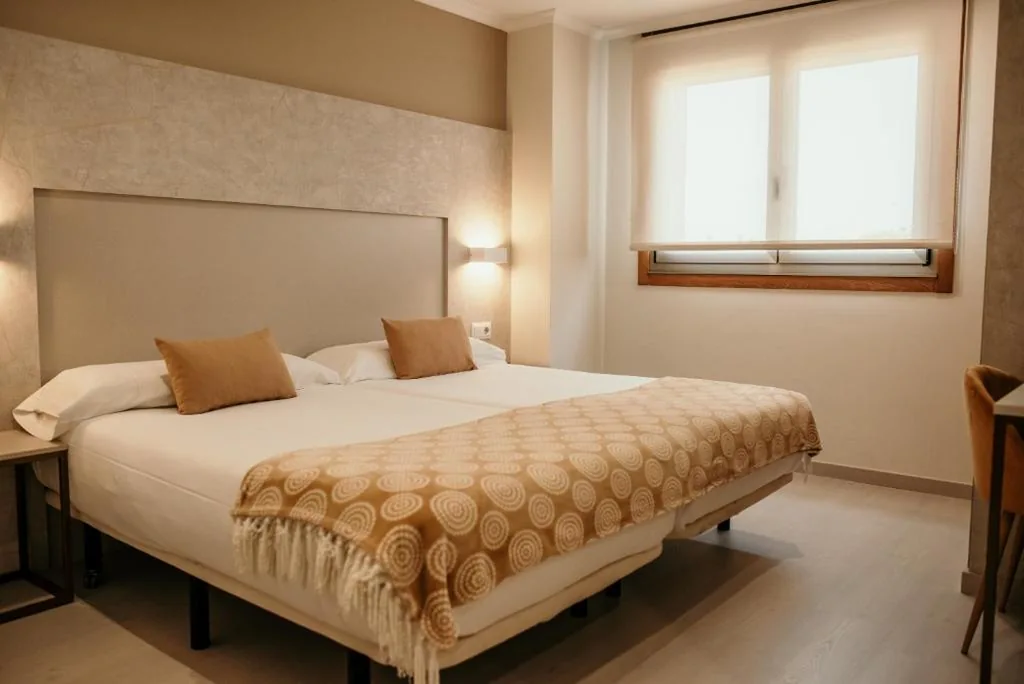 Habitación Doble - 2 camas — PENSIÓN BERENGUELA