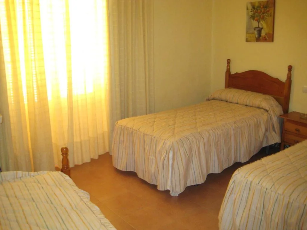 Vierbettzimmer mit Gemeinschaftsbad — Pensión Bienvenido