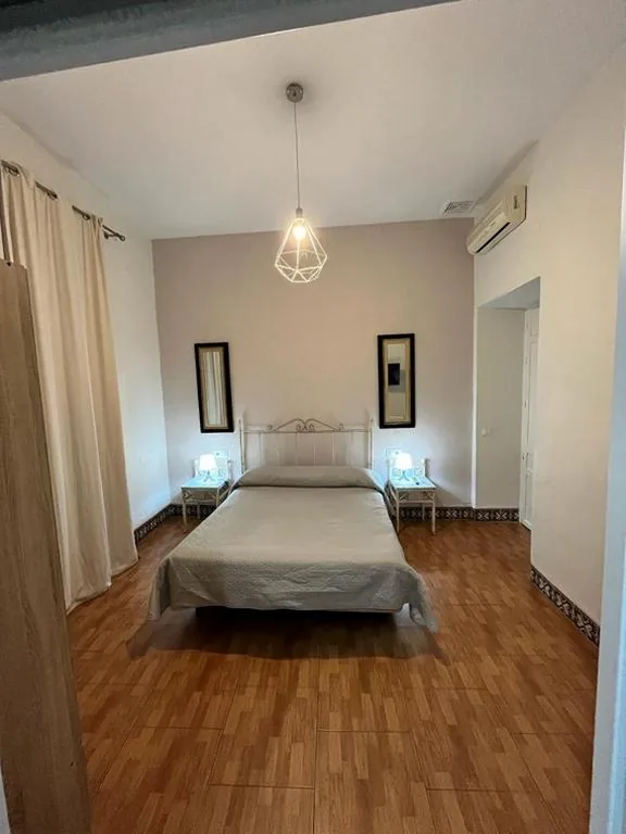 Doppelzimmer mit eigenem Bad — Pensión Bienvenido