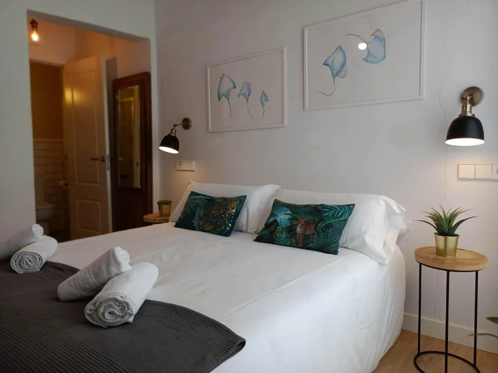 Doppelzimmer mit Balkon — Pension Boutique Doña Urraca