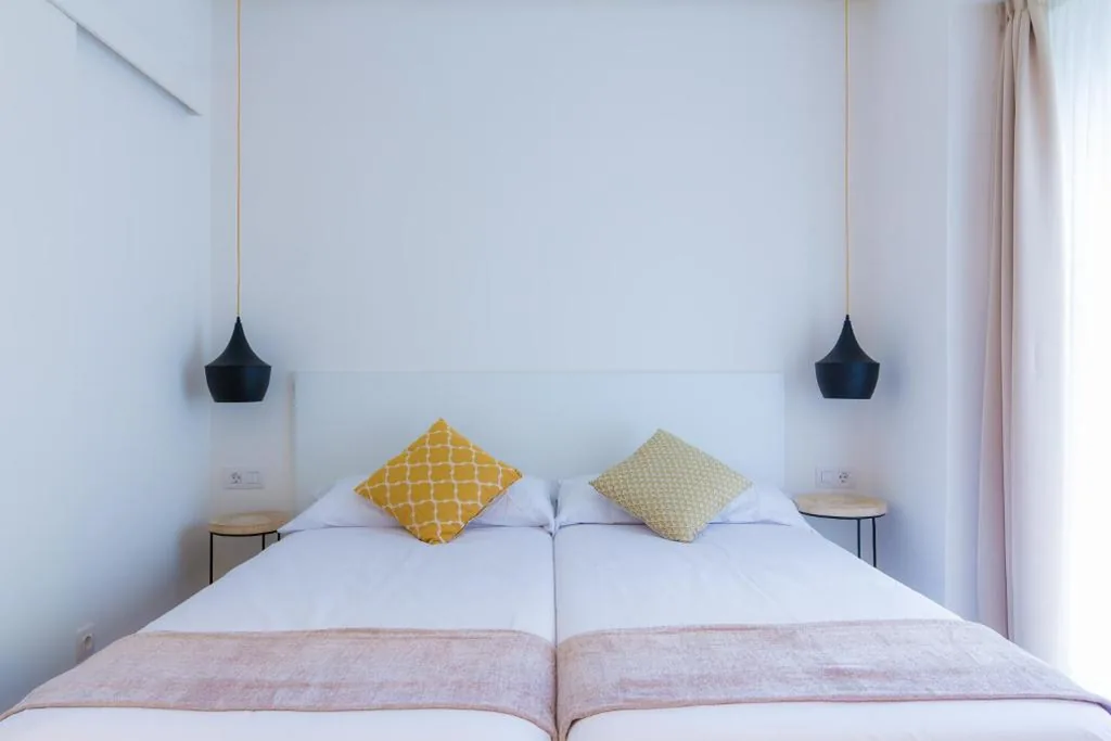 Habitación Doble con baño privado — Pensión Buenpas