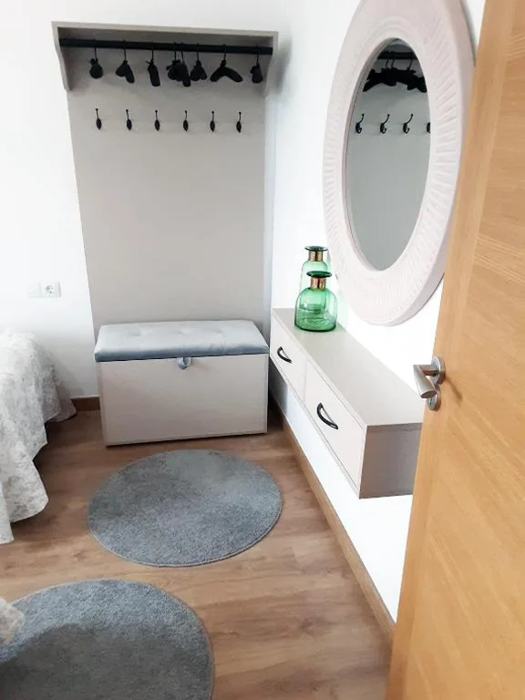 Doppelzimmer mit eigenem Bad – 2 Betten — Pensión Casa do Gallo Sarria