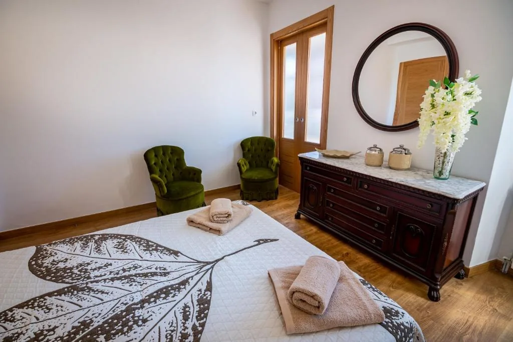 Deluxe-Doppelzimmer mit Balkon — Pensión Casa do Gallo Sarria