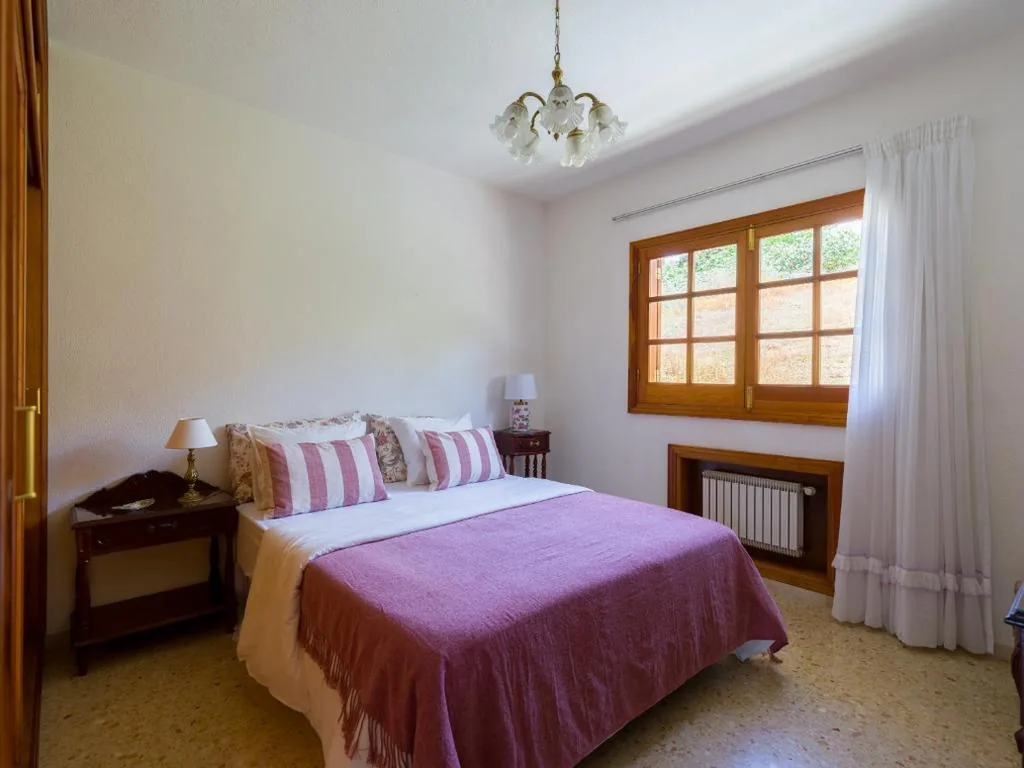 标准客房 - 1张大床 — Pension Casa Esperanza