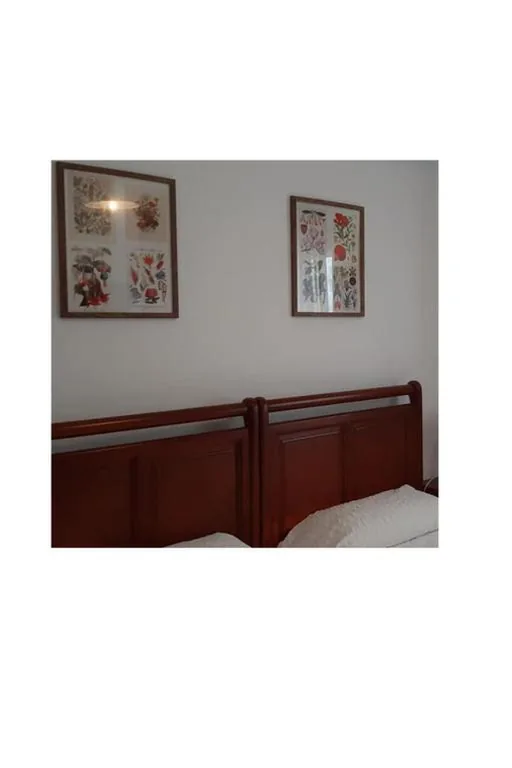 Habitación Doble con baño privado - 2 camas — Pensión CASA LEÓN